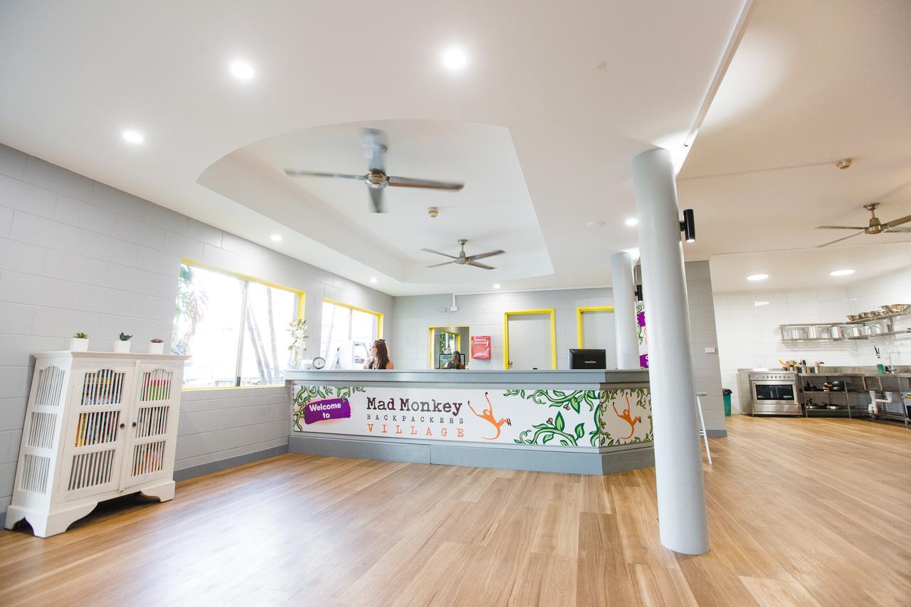 Mad Monkey Village Cairns Luaran gambar