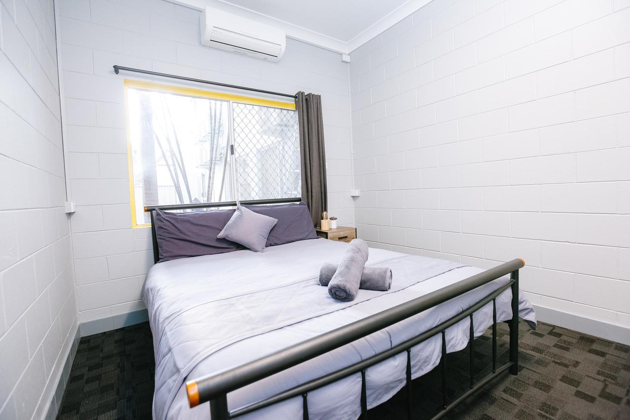 Mad Monkey Village Cairns Luaran gambar