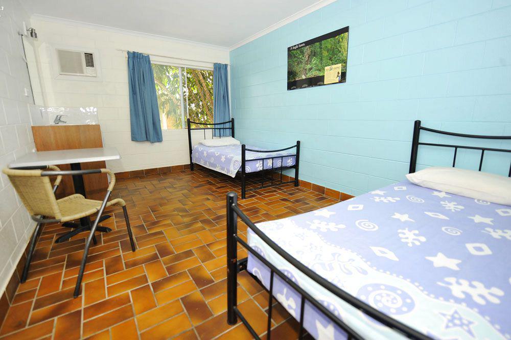 Mad Monkey Village Cairns Luaran gambar